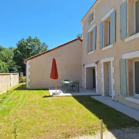 Au Son De L'Eau Appartement Birac  Buitenkant foto