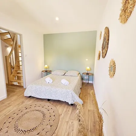 Au Son De L'Eau Appartement Birac  Kamer foto