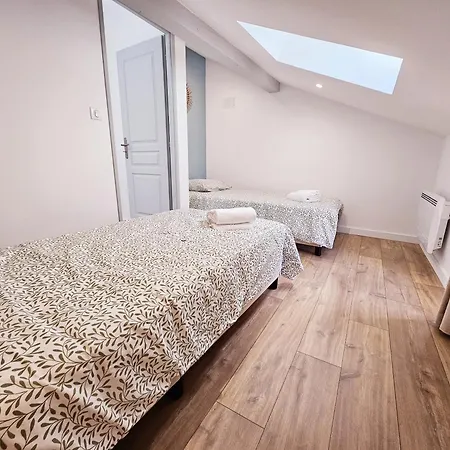 Au Son De L'Eau Appartement Birac  Kamer foto