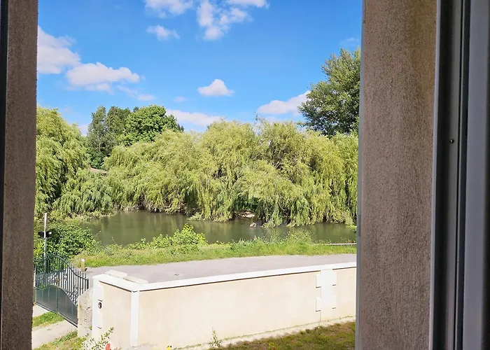 Au Son De L\'Eau