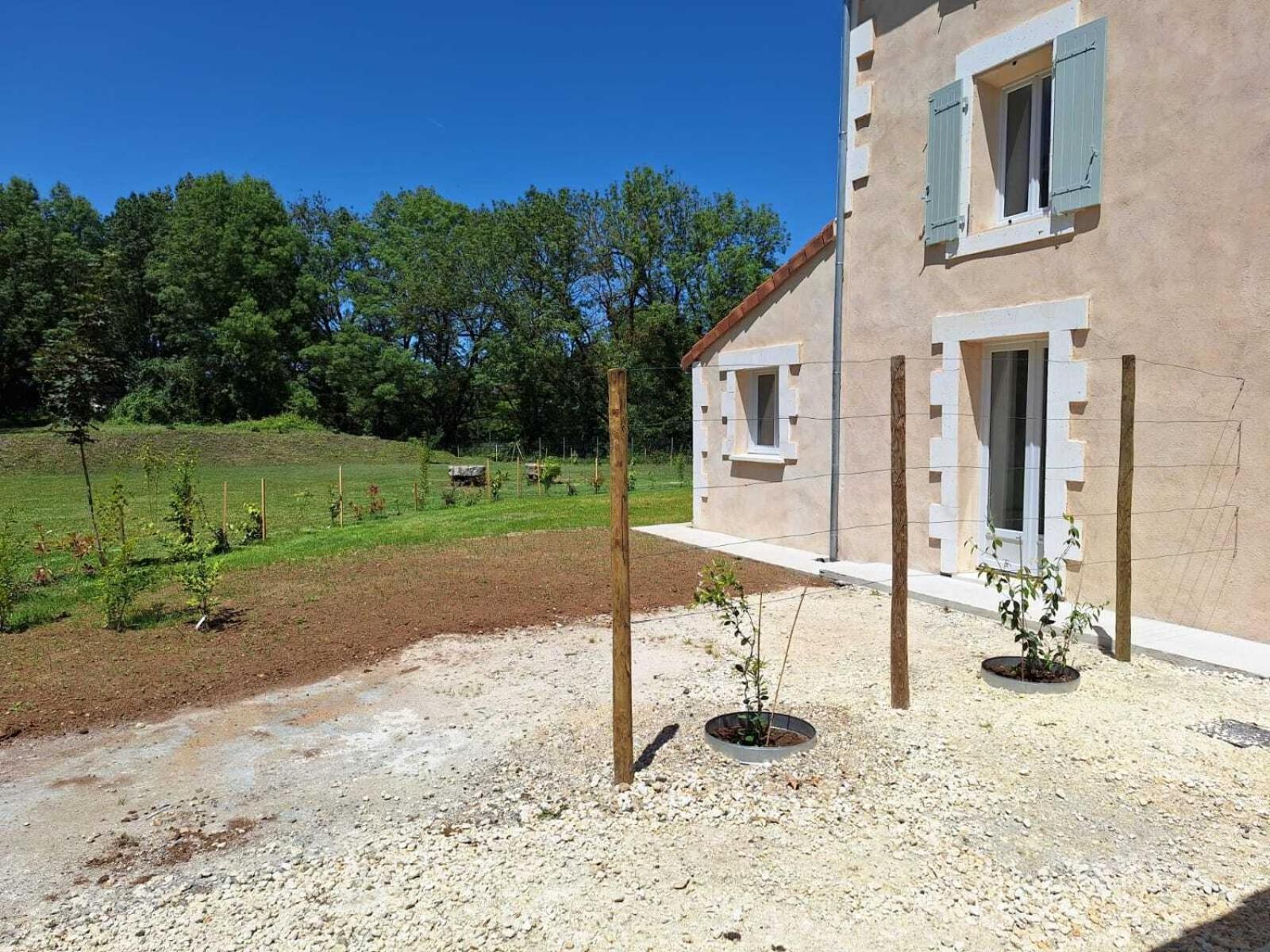 Au Son De L'eau Apartment Birac (Charente)