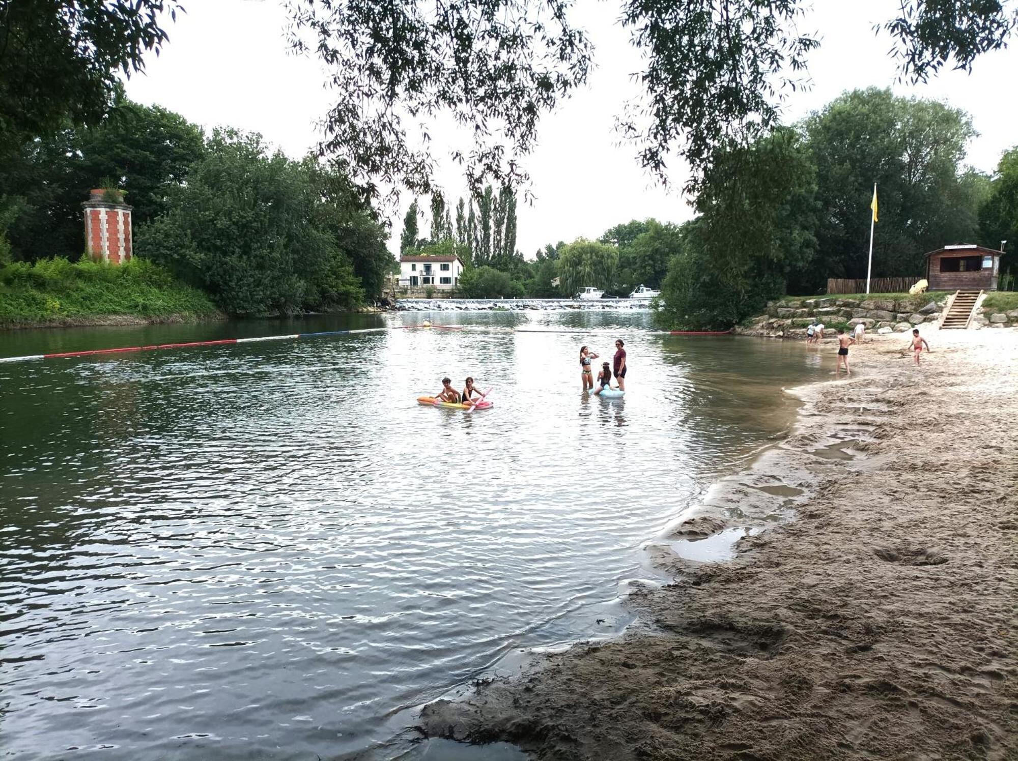 Au Son De L'eau